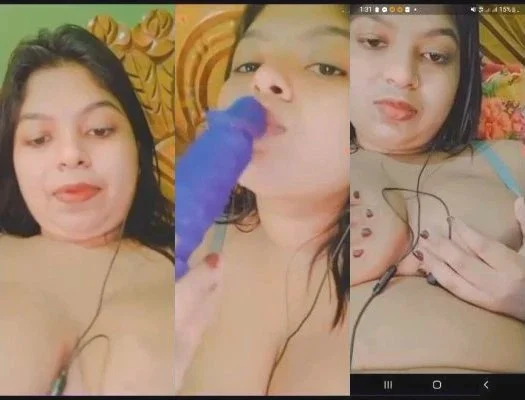 Horny Desi Girl Masturbating XXX
