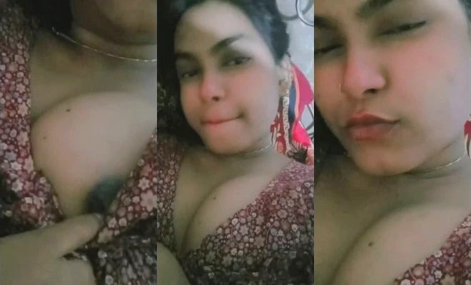 Desi Girl Shows Boobs Full Video